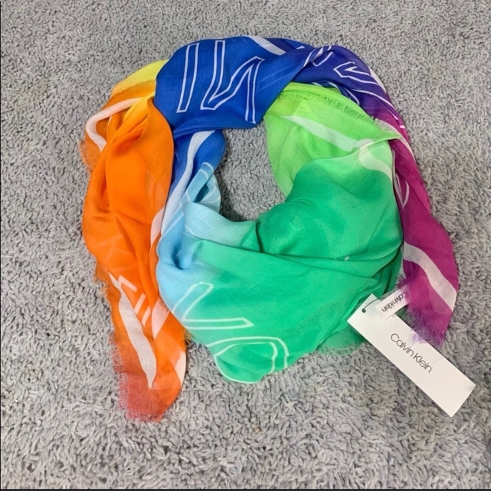Calvin Klein Women's Multicolor Scarf Large 52" sq